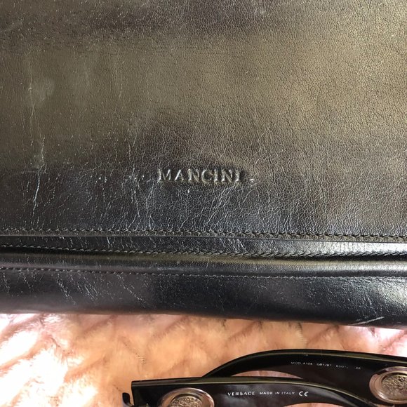 Mancini Black Leather Purse - Picture 2 of 4